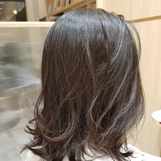 ミディアム パーマ BLUE MOON 辻岡健太のヘアスタイル