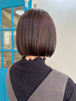 ショート カラー KANA/ボブ/ インナーカラー/艶髪のヘアスタイル