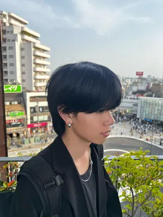 カラー メンズ ダブルカラー寒色系 ボリューム改善ハヤトのヘアスタイル