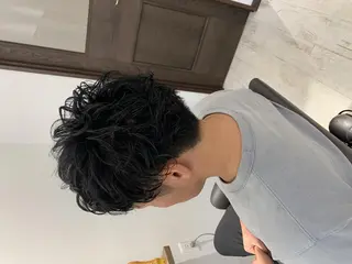 ショート パーマ メンズ 瀬尾 由希菜のヘアスタイル