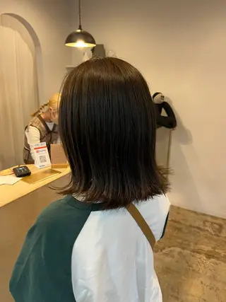 ミディアム カラー 山根 桜のヘアスタイル
