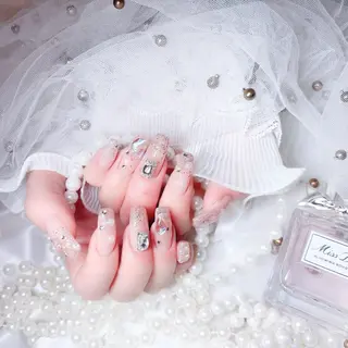 ネイル Yudia🦋 azuのネイルデザイン