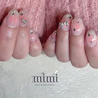 ネイル 矢冨 彩花のネイルデザイン