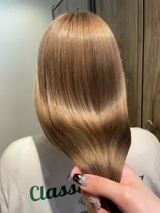 ロング 原 麻耶のヘアスタイル