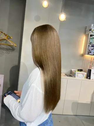 ロング カラー qulim所属・前橋 姫奈のヘアスタイル