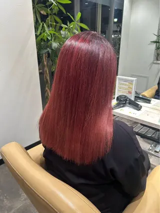 ミディアム カラー 勝屋 有梨のヘアスタイル