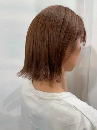 ショート カラー ブリーチなしで透け感 暖色カラーボブaoiのヘアスタイル