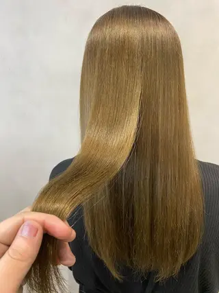 ロング カラー 吹田 駿 髪質改善縮毛矯正のヘアスタイル