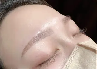 アイブロウ B's緑店 eyelist川上のエステ・リラクイメージ