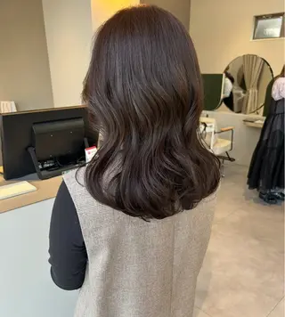 カラー 衛藤 優希のヘアスタイル