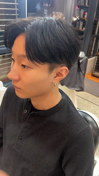 ミディアム メンズ shift赤坂所属・冨松 真也のヘアスタイル