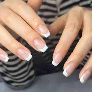 ネイル simplenail 🕊️nanaのネイルデザイン