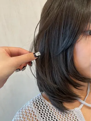 ミディアム 本城 紗良のヘアスタイル