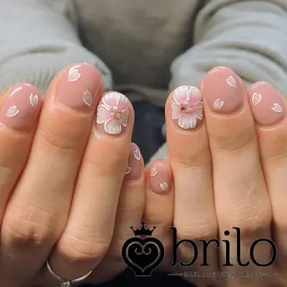 ネイル brilo erikaのネイルデザイン
