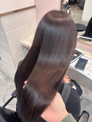 ロング LallYou金山所属・中村 紅葉のヘアスタイル