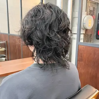 ミディアム パーマ メンズ ✂︎ウルフ・ショート ✂︎MIKUNIのヘアスタイル