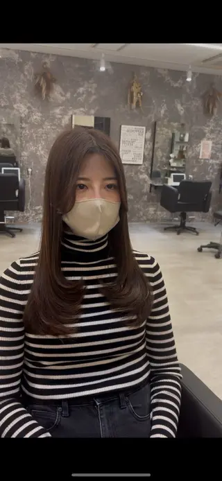 セミロング レイヤーカット/韓国 ヘア/LILICAのヘアスタイル