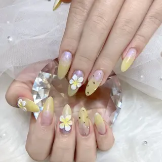 ミディアム Chiin Nail Stylistのネイルデザイン