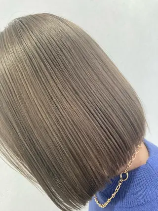 ミディアム ブリーチ毛縮毛矯正 👑山口のヘアスタイル