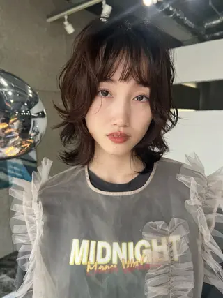 ミディアム nishibu ayukaのヘアスタイル
