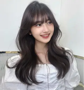 セミロング 髪質改善、縮毛矯正 酸性縮毛矯正のヘアスタイル