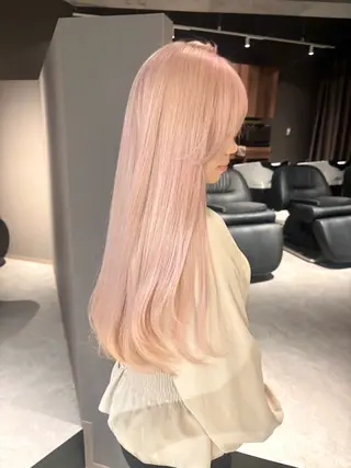 ロング ブリーチカラー.似合 せ🎀amika🎀のヘアスタイル