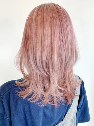 ミディアム フリーランス 美容師 cayocoのヘアスタイル