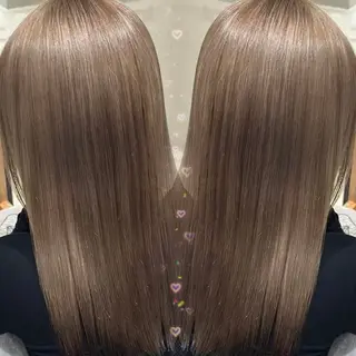 セミロング カラー Ma cherie by Lond所属・ハイトーン/ブリーチ ミルクティーAikaのヘアスタイル