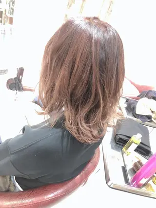 ミディアム カラー PANOL 秀島のヘアスタイル