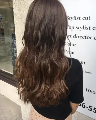 カラー 永井 大希のヘアスタイル