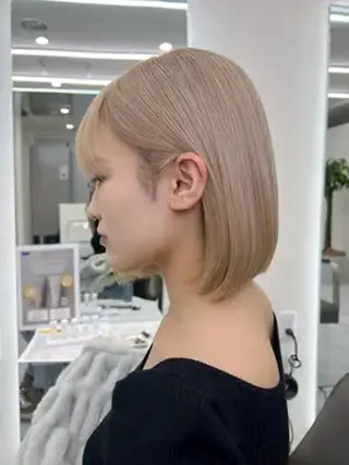ミディアム カラー 女性専用サロン梅田 髪質改善カラーakiのヘアスタイル