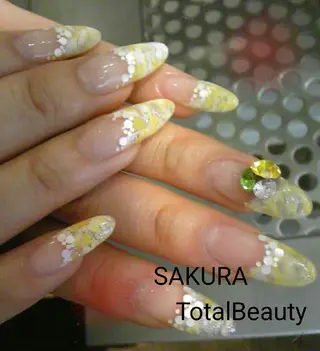 ネイル 三上 恵美のマツエク・マツパデザイン