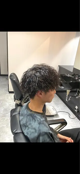 ショート パーマ メンズ 前田賢生 ご新規様はNGのヘアスタイル