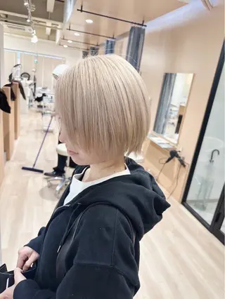 ショート カラー Chere-azuri-狭山店所属・Chere狭山店 河野　真一のヘアスタイル