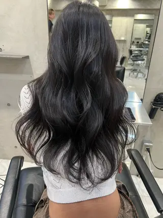 ロング YOLO 渋谷 RIONAのヘアスタイル