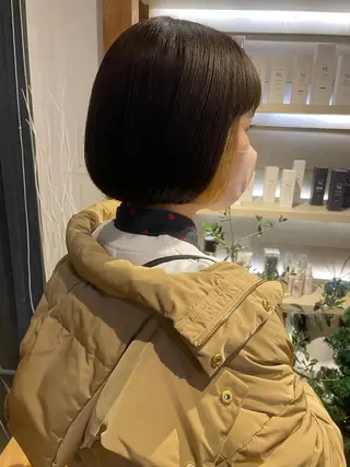ショート カラー あずまぐち めぐみのヘアスタイル