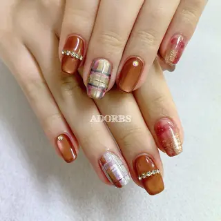 ネイル ADORBS ✩上福岡Ranranのネイルデザイン
