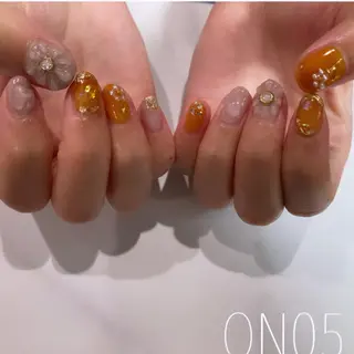 ネイル 園 寛子 （ネイリスト）のネイルデザイン