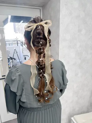 ミディアム カラー ヘアアレンジ 💕ブリーチ/ヘアメ 🎀YUUKAのヘアスタイル