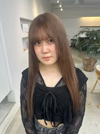 ロング カラー 篠岡 菜那のヘアスタイル