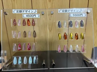 ネイル Rainbow Moonのネイルデザイン