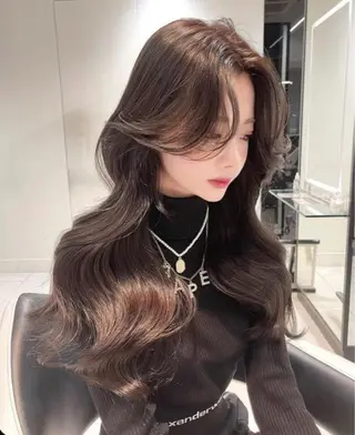 カラー 工藤 光未のヘアスタイル
