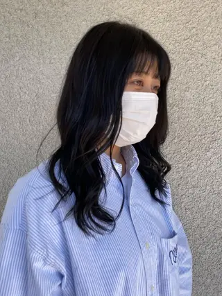 ミディアム カラー 桑原 菜摘のヘアスタイル
