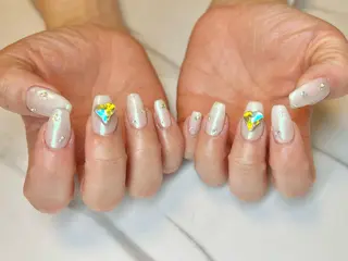 ロング ネイリスト シンのネイルデザイン