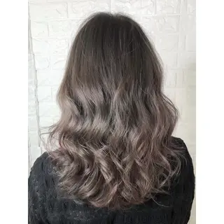 ミディアム カラー KIZU 髪質改善 オカルト怪談のヘアスタイル