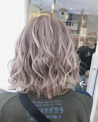 ショート カラー ヘアアレンジ 【Diar】オーナー アキヨシケンタのヘアスタイル
