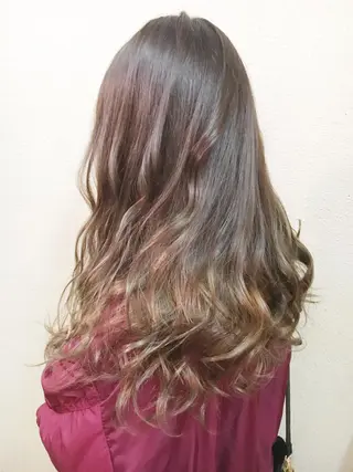 セミロング LANI OOSAKAのヘアスタイル