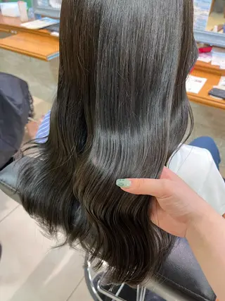 セミロング カラー Froom🌻 村上夏菜のネイルデザイン