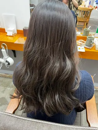 ロング ROSSO Hair&SPA 香椎宮前店所属・SHIINA 香椎宮前店のヘアスタイル
