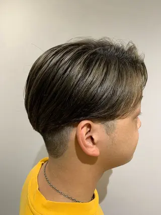 カラー メンズ 藤倉 翔平のヘアスタイル